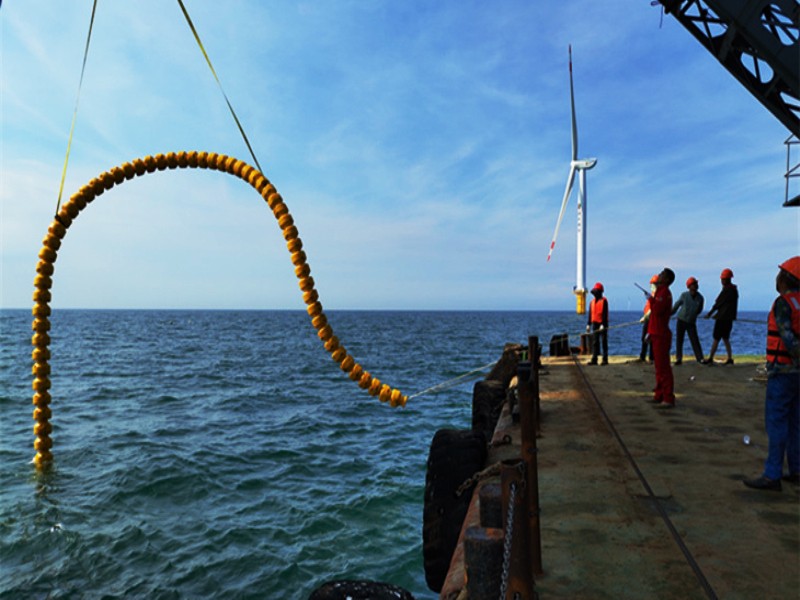 系泊系统弯曲限制器